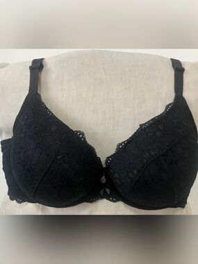 Torrid XO Plunge Push-Up Bra Rich Black Lace Straight Back - 38D - NWT